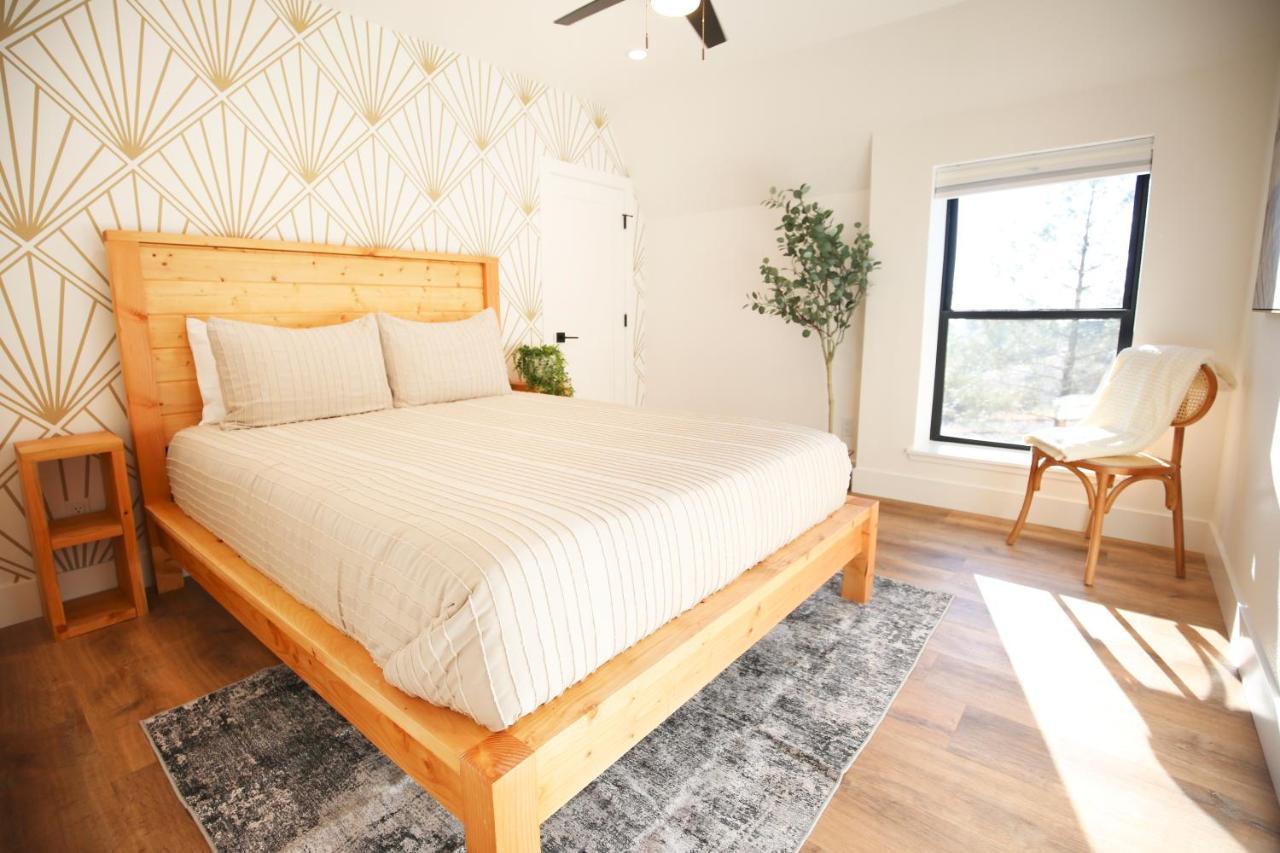 High End A-Frame - Hot Tub - Awesome Views - Yosemite - Electric Vehicle Friendly - Sleeps 10 Villa Oakhurst Buitenkant foto